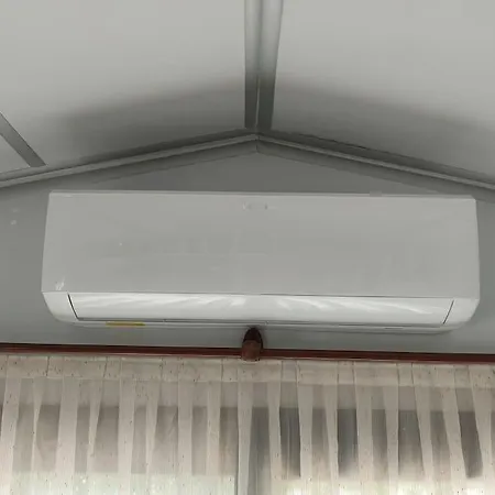 Denize Sifir Kucuk Ev Дом отдыха